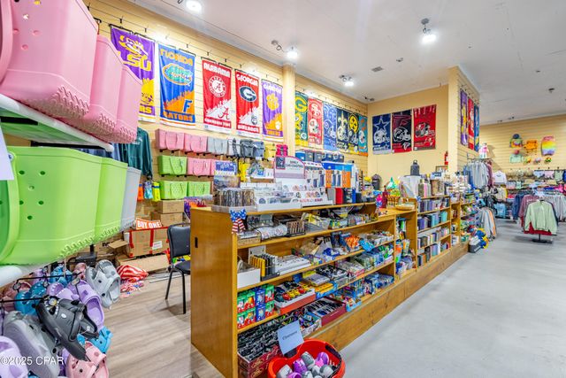 6908 Thomas Drive, Panama City Beach, FL 32408