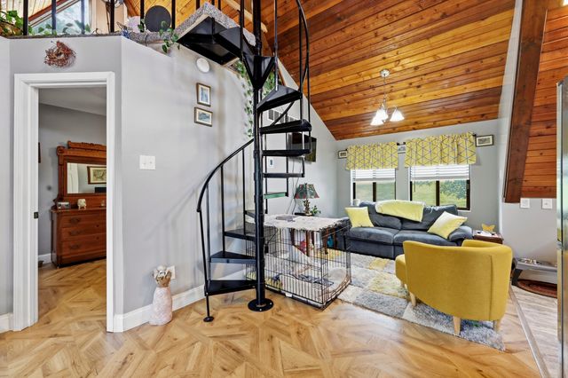 197 Sunset Lodge Road, Lancaster, KY 40444