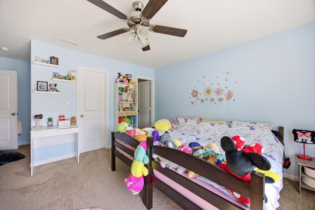 49 Ridgelake Circle, Fort Oglethorpe, GA 30742