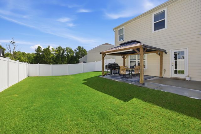 49 Ridgelake Circle, Fort Oglethorpe, GA 30742