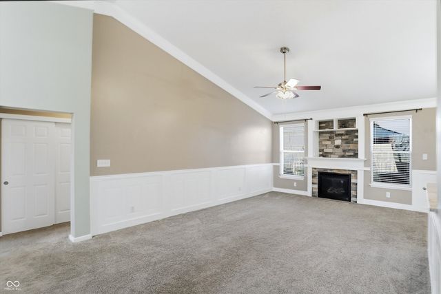 834 Bristle Lake Drive, Brownsburg, IN 46112