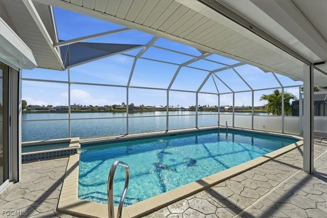 1120 SE 1st TER, Cape Coral, FL 33990