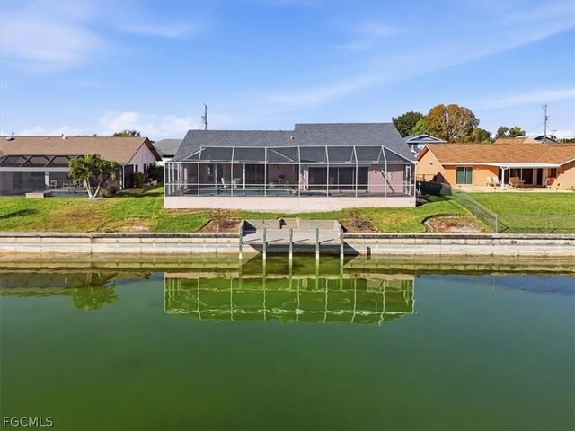 1120 SE 1st TER, Cape Coral, FL 33990