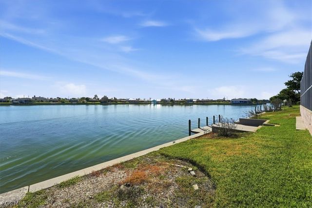 1120 SE 1st TER, Cape Coral, FL 33990