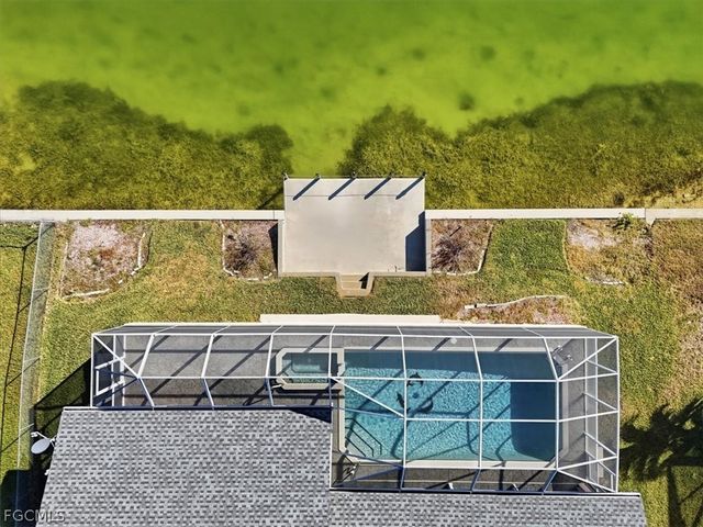 1120 SE 1st TER, Cape Coral, FL 33990