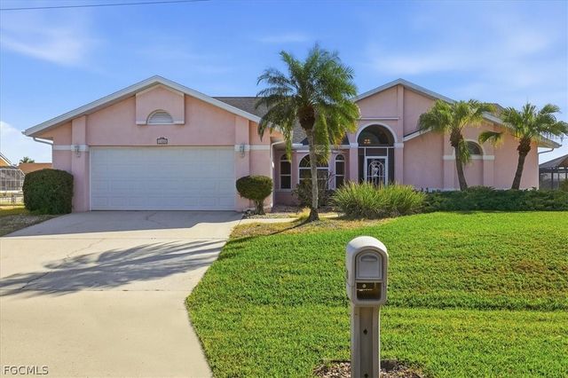1120 SE 1st TER, Cape Coral, FL 33990