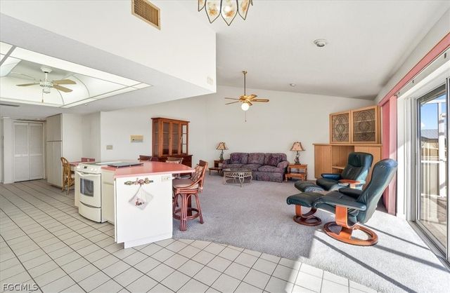 1120 SE 1st TER, Cape Coral, FL 33990