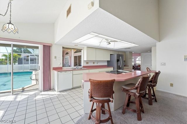 1120 SE 1st TER, Cape Coral, FL 33990