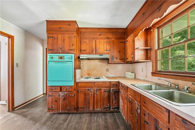2703 Arrowood Drive, East Point, GA 30344