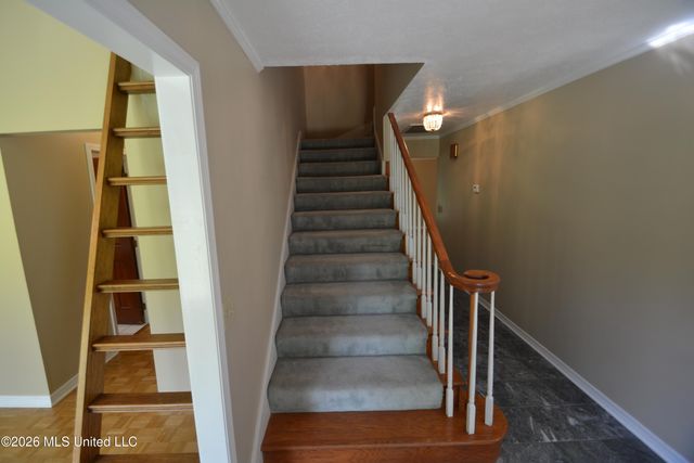 112 Tall Oaks Street, Clinton, MS 39056
