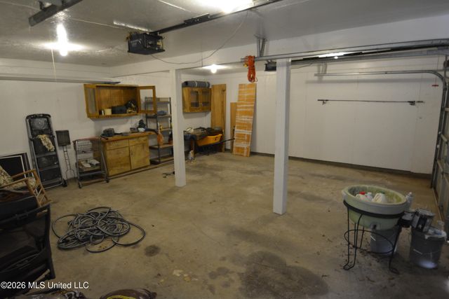 112 Tall Oaks Street, Clinton, MS 39056