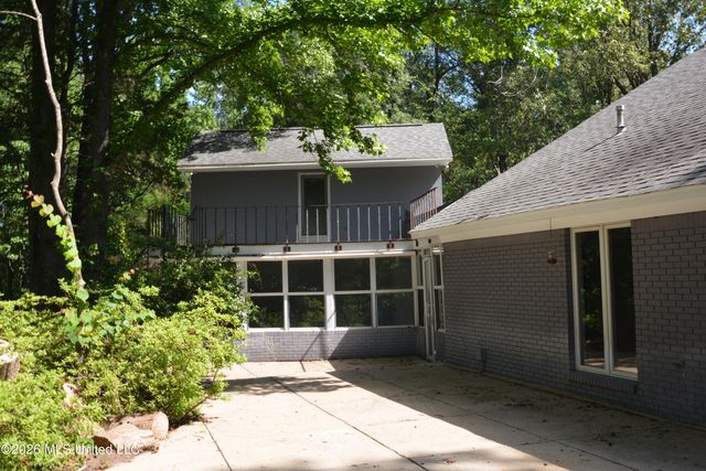112 Tall Oaks Street, Clinton, MS 39056