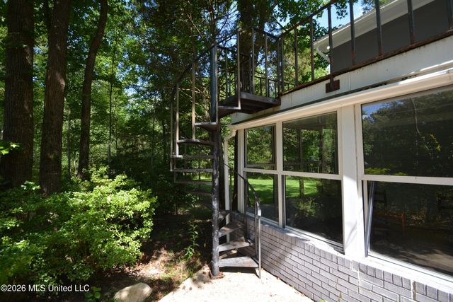 112 Tall Oaks Street, Clinton, MS 39056