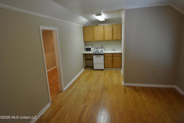 112 Tall Oaks Street, Clinton, MS 39056