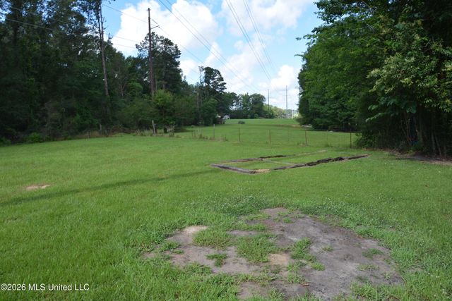 112 Tall Oaks Street, Clinton, MS 39056
