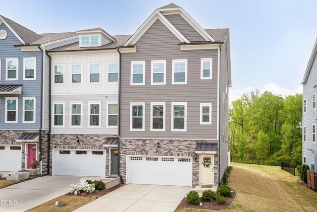 2051 Eva Pearl Drive, Apex, NC 27502
