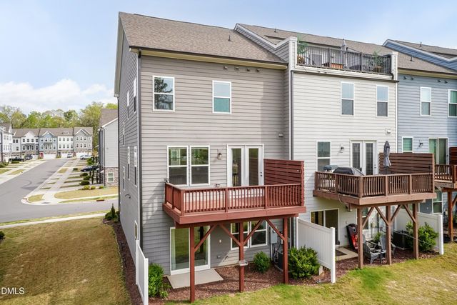 2051 Eva Pearl Drive, Apex, NC 27502