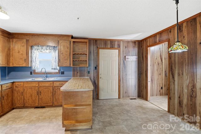2068 Knight Road, Lancaster, SC 29720