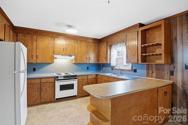2068 Knight Road, Lancaster, SC 29720