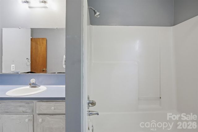 2068 Knight Road, Lancaster, SC 29720