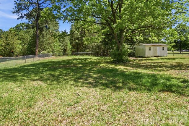 2068 Knight Road, Lancaster, SC 29720