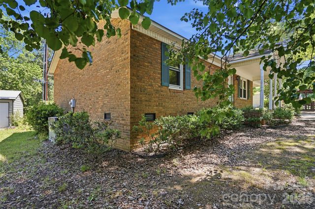2068 Knight Road, Lancaster, SC 29720