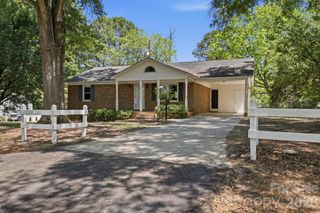 2068 Knight Road, Lancaster, SC 29720