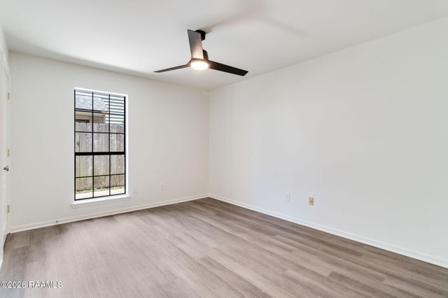 200 Curtis Street D, Lafayette, LA 70506