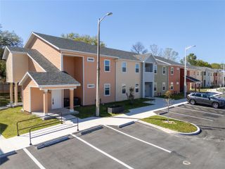 1581 NW 29TH ROAD 4, Gainesville, FL 32605