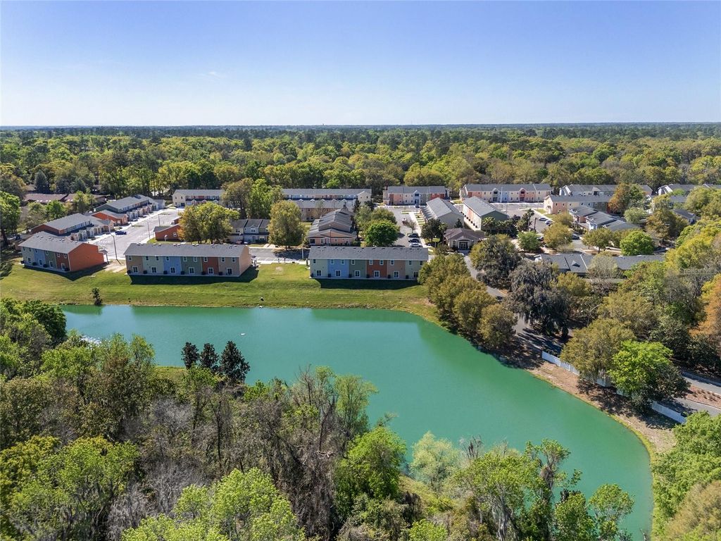 Image 17 of property listing at 1581 NW 29TH ROAD 4, Gainesville, FL 32605