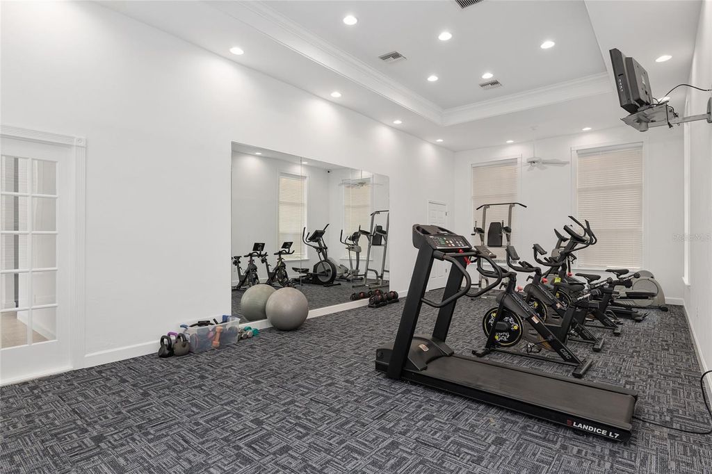 Image 10 of property listing at 1581 NW 29TH ROAD 4, Gainesville, FL 32605