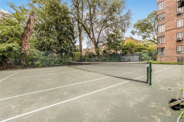 3001 Henry Hudson Parkway 2H, Bronx, NY 10463