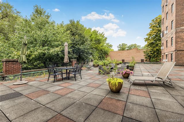3001 Henry Hudson Parkway 2H, Bronx, NY 10463