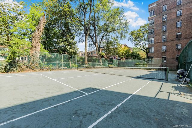 3001 Henry Hudson Parkway 2H, Bronx, NY 10463