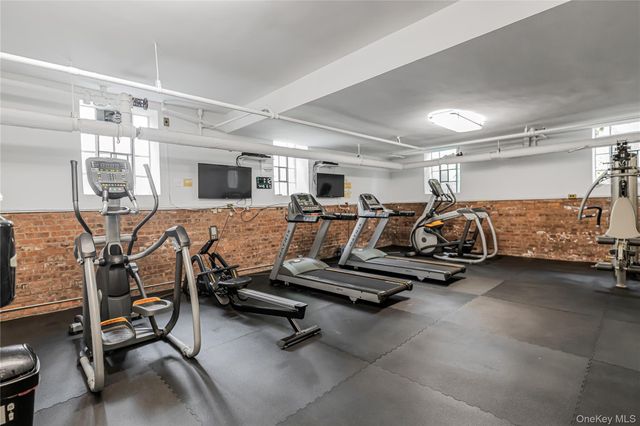 3001 Henry Hudson Parkway 2H, Bronx, NY 10463