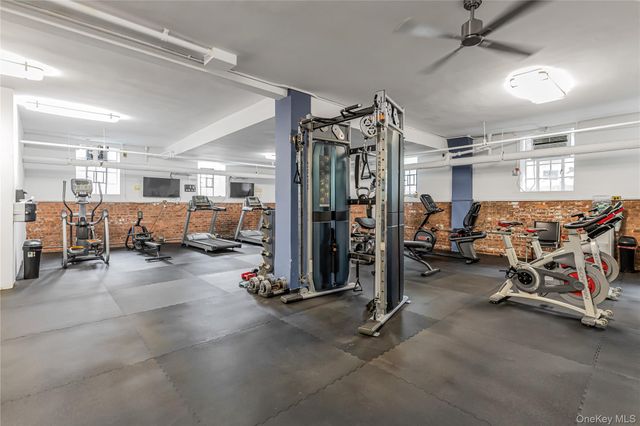 3001 Henry Hudson Parkway 2H, Bronx, NY 10463