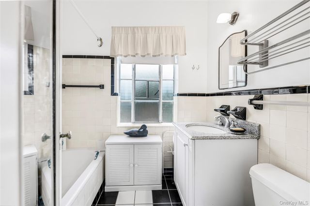 3001 Henry Hudson Parkway 2H, Bronx, NY 10463