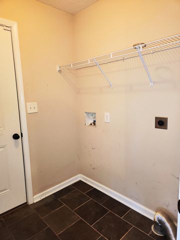 1857 Jackie Lorraine Dr, Clarksville, TN 37042