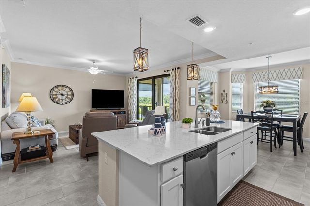 17626 GAWTHROP DRIVE 202, Bradenton, FL 34211