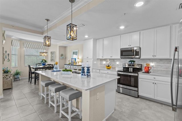 17626 GAWTHROP DRIVE 202, Bradenton, FL 34211