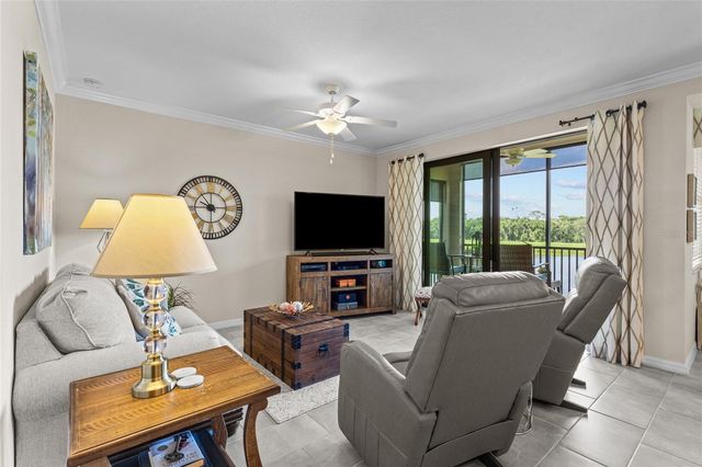 17626 GAWTHROP DRIVE 202, Bradenton, FL 34211