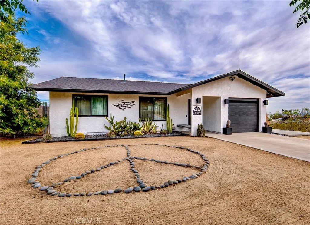 61910 Sunburst Circle, Joshua Tree, CA 92252