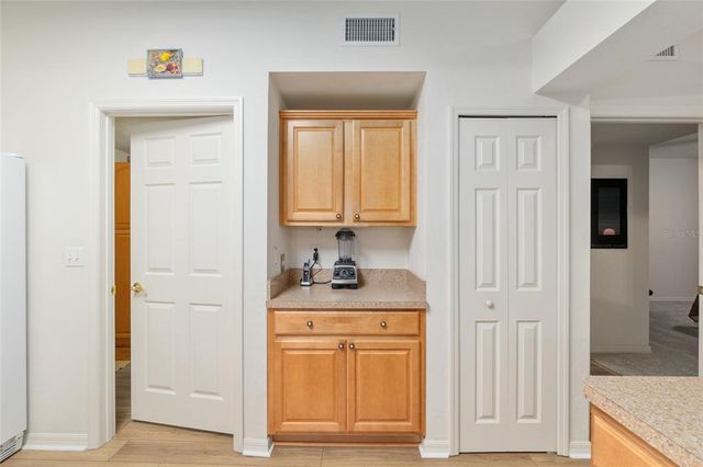 10518 NW 28TH LANE, Gainesville, FL 32606