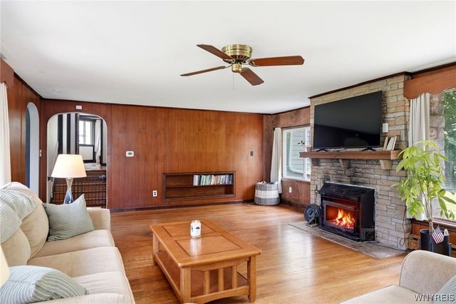 2061 Kimble Avenue, North Collins, NY 14111