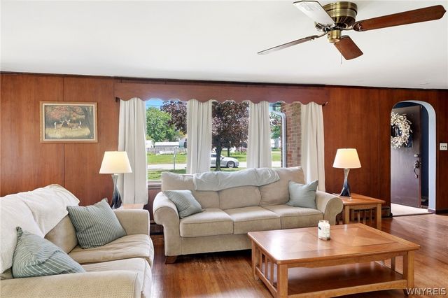 2061 Kimble Avenue, North Collins, NY 14111