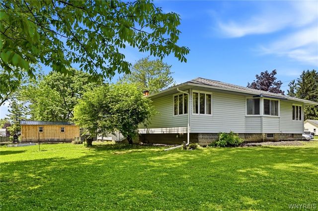 2061 Kimble Avenue, North Collins, NY 14111