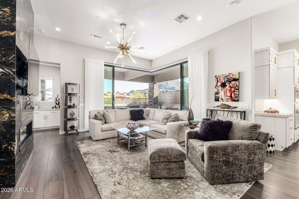 Image 18 of property listing at 23731 N 125TH Place, Scottsdale, AZ 85255