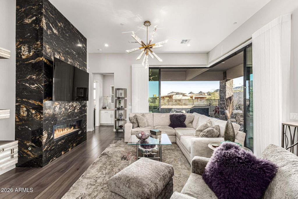 Image 4 of property listing at 23731 N 125TH Place, Scottsdale, AZ 85255