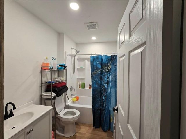 101 N 8th Street, Clinton, MO 64735