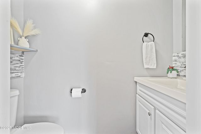 100 Navesink Avenue, 9, Highlands, NJ 07732
